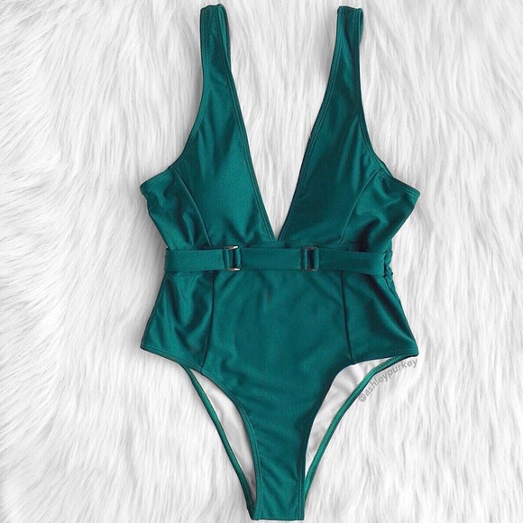 Daisys Boutique Other - ❤️SALE❤️ Emerald green plunge V buckle one piece
